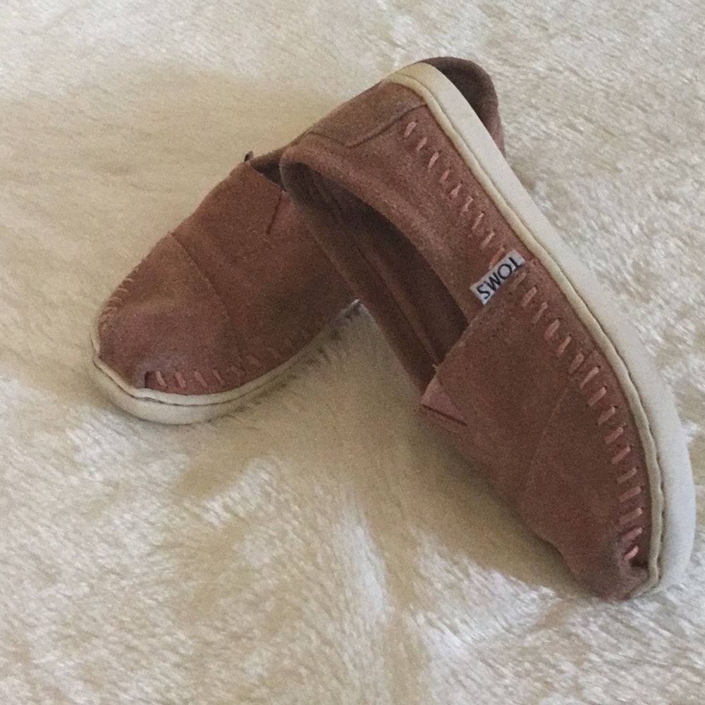 Pink Toms shoes still size 12